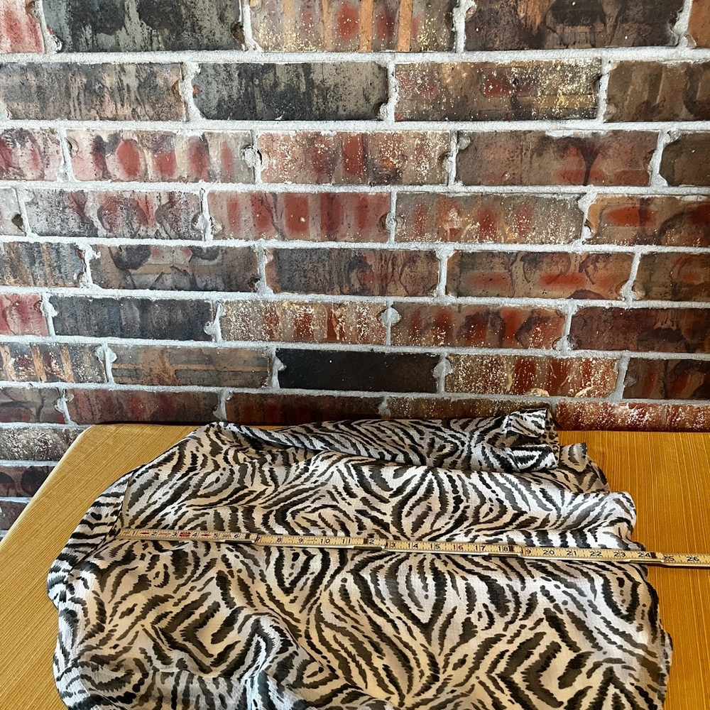Alfred Dunner Black and White Animal Print Blouse - Picture 4 of 5
